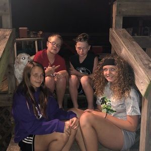 Meet your Posher, Abby